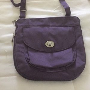 Baggallini crossbody